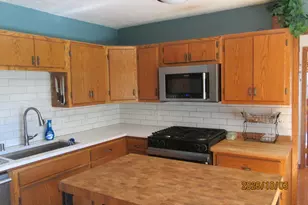 8235 Old Spring St, Racine, WI 53406 - Photo 47