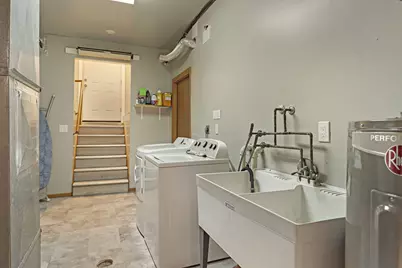 1023  44th St, Kenosha, WI 53140 - Photo 33