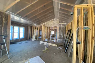 1422 Iris St, Holmen, WI 54636 - Photo 5