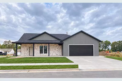 1422  Iris St, Holmen, WI 54636 - Photo 1