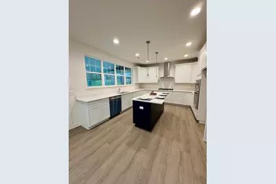 2625  Mooring Ct, Delavan, WI 53115 - Photo 7