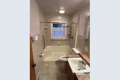 920  Zeisler St, La Crosse, WI 54601 - Photo 5