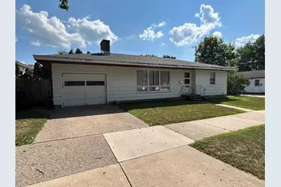 920  Zeisler St, La Crosse, WI 54601 - Photo 1