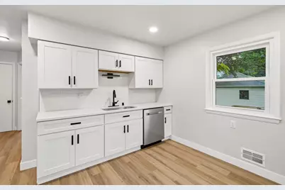 3850 S 53rd St, Milwaukee, WI 53220 - Photo 5