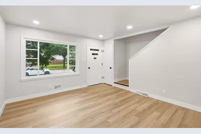 3850 S 53rd St, Milwaukee, WI 53220 - Photo 7