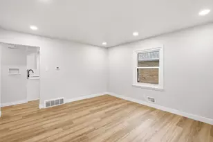 3850 S 53rd St, Milwaukee, WI 53220 - Photo 9