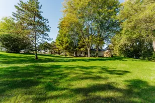 5110 S Woodridge Ln, New Berlin, WI 53146 - Photo 35