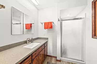 5110 S Woodridge Ln, New Berlin, WI 53146 - Photo 33