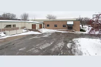 555  Braund St, Onalaska, WI 54650 - Photo 3