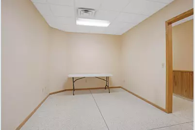 555  Braund St, Onalaska, WI 54650 - Photo 15