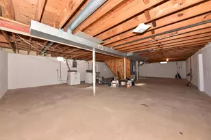 6941 N 89th St, Milwaukee, WI 53224 - Photo 37