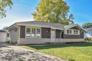 6941 N 89th St, Milwaukee, WI 53224 - Photo 39