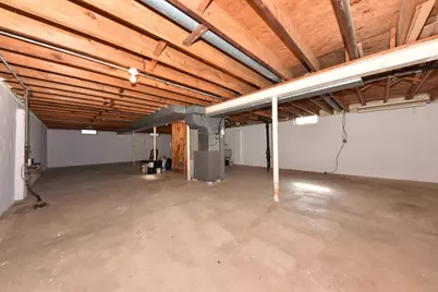 6941 N 89th St, Milwaukee, WI 53224 - Photo 35