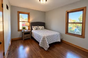 3854 E Carpenter Ave, Cudahy, WI 53110 - Photo 9