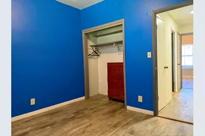 3213 W Lincoln Ave, Milwaukee, WI 53215 - Photo 9