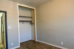 3213 W Lincoln Ave, Milwaukee, WI 53215 - Photo 7