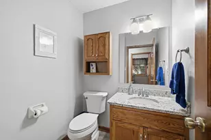 S44W23627 Amy James Dr, Waukesha, WI 53189 - Photo 21