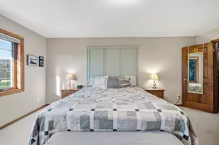S44W23627 Amy James Dr, Waukesha, WI 53189 - Photo 11