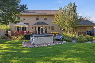 S44W23627 Amy James Dr, Waukesha, WI 53189 - Photo 25