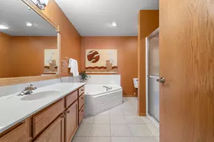 1122 N Sunnyslope Dr, Racine, WI 53406 - Photo 17