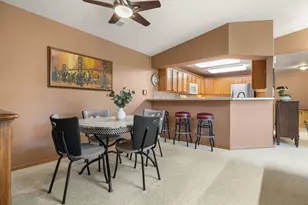 1122 N Sunnyslope Dr, Racine, WI 53406 - Photo 5