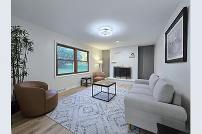 6730  Manchester Dr, Greendale, WI 53129 - Photo 11