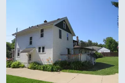 1710  Taylor Ln, West Bend, WI 53090 - Photo 41