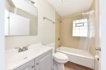 7801 W Clovernook St, Milwaukee, WI 53223 - Photo 17