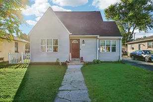 1334 Center Ave, Janesville, WI 53546 - Photo 1