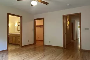 S80W36100 Oak Ridge Dr, Eagle, WI 53119 - Photo 13
