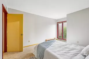 1906 E Shorewood Blvd, Shorewood, WI 53211 - Photo 15
