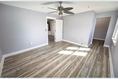2405 S 92nd St, West Allis, WI 53227 - Photo 19