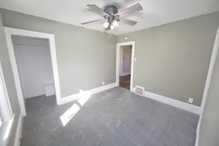 2405 S 92nd St, West Allis, WI 53227 - Photo 15