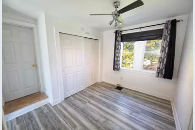 2405 S 92nd St, West Allis, WI 53227 - Photo 21
