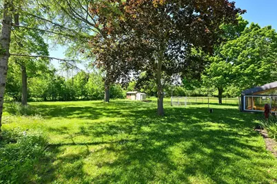 611 W Mequon Rd, Mequon, WI 53092 - Photo 39