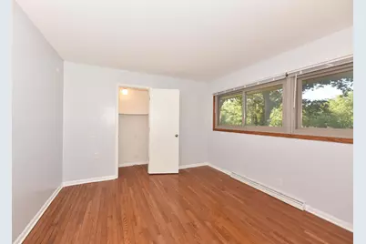 611 W Mequon Rd, Mequon, WI 53092 - Photo 27