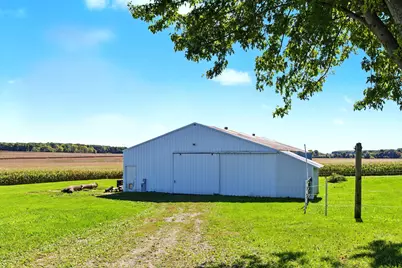 N7097  Nielson Ln, Milford, WI 53038 - Photo 37