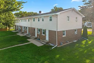 614 S Erie St, De Pere, WI 54115 - Photo 3