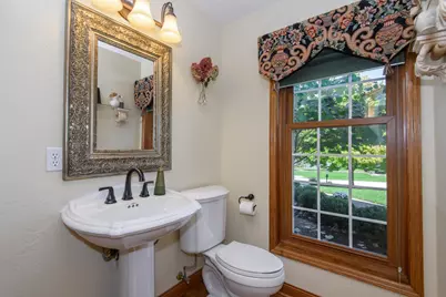 W302N1609  Crooked Creek Ct, Delafield, WI 53072 - Photo 29