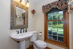 W302N1609 Crooked Creek Ct, Delafield, WI 53072 - Photo 29