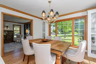 W302N1609 Crooked Creek Ct, Delafield, WI 53072 - Photo 7
