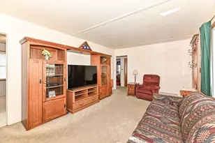 250 Luedtke Ave, Racine, WI 53405 - Photo 5