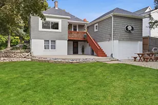 1059 Walnut St, West Bend, WI 53095 - Photo 25