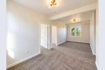 2932 W Walnut St, Milwaukee, WI 53208 - Photo 17