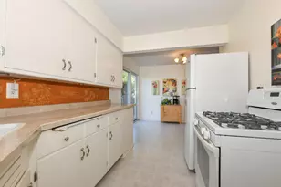 1117 S 107th St, West Allis, WI 53214 - Photo 13