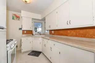1117 S 107th St, West Allis, WI 53214 - Photo 11