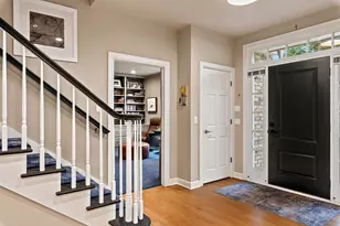 10601 N Hidden Reserve Cir, Mequon, WI 53092 - Photo 7