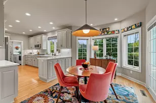 10601 N Hidden Reserve Cir, Mequon, WI 53092 - Photo 19