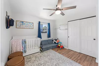 2940  Lake Vista Ct, Racine, WI 53402 - Photo 17