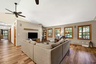 10331 32nd Ave, Pleasant Prairie, WI 53158 - Photo 5